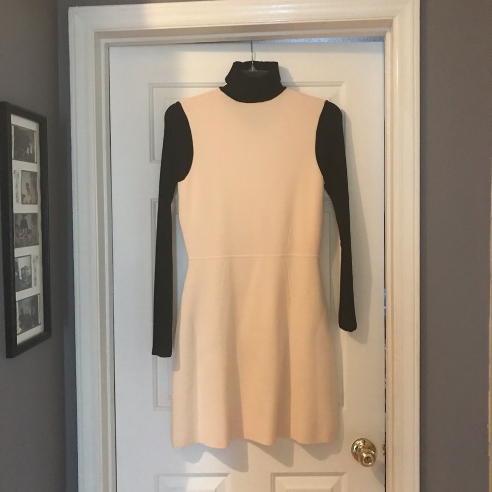 Long sleeve black and cream dress
